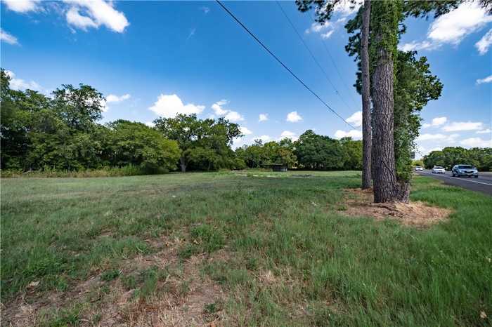 photo 2: 1408 State Highway 95 Highway, Bastrop TX 78602