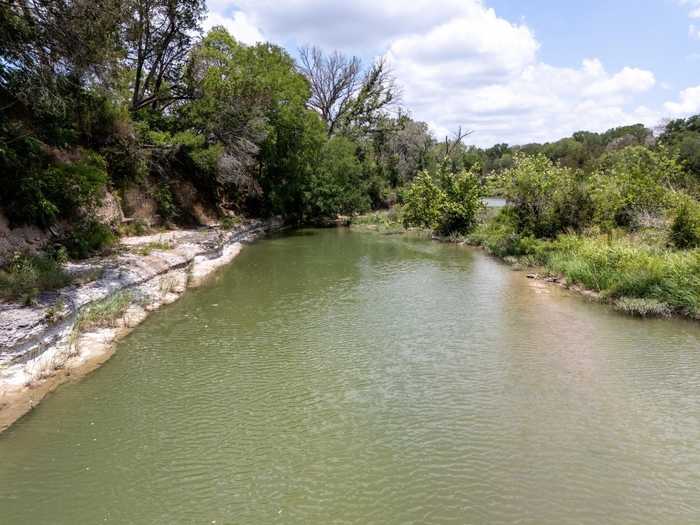 photo 2: 128 Horizon Ridge Cove, Liberty Hill TX 78642