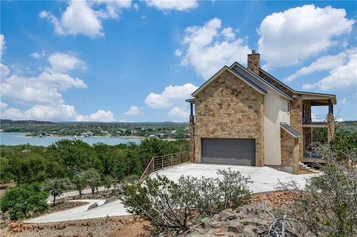 photo 2: 214 Peninsula Drive, Burnet TX 78611