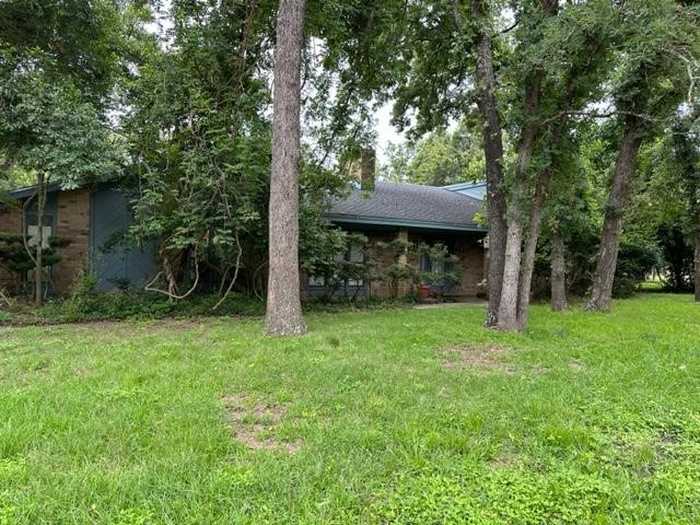 photo 2: 1705 Sager Road, Rockdale TX 76567