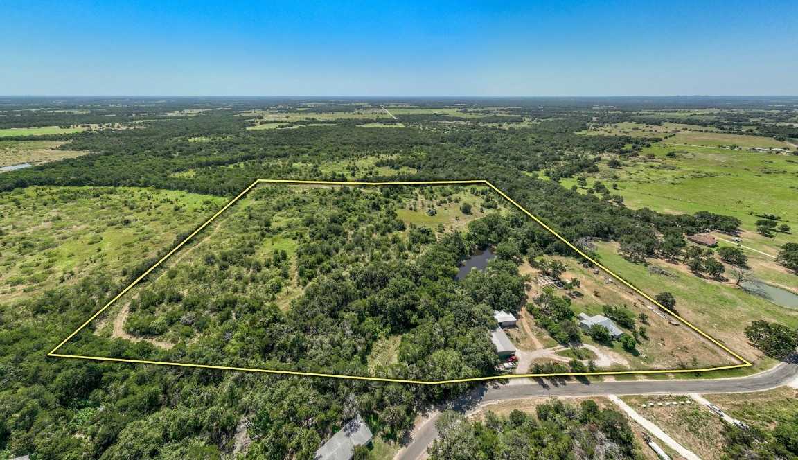 photo 3: 681 County Road 474, Elgin TX 78621