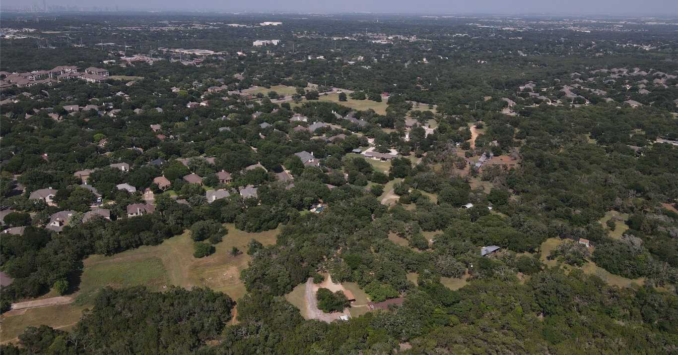 photo 3: 10310 Brodie Lane, Austin TX 78748