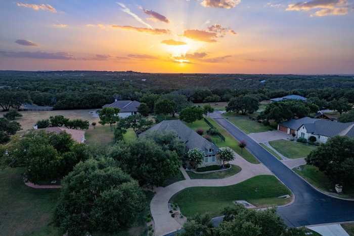 photo 2: 27435 Waterfall Hill Parkway, Spicewood TX 78669