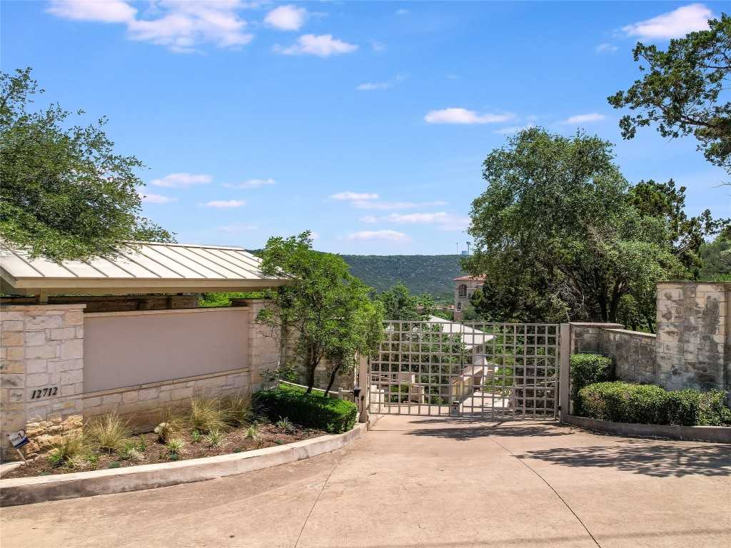 photo 3: 12712 Cedar Street Unit 1, Austin TX 78732