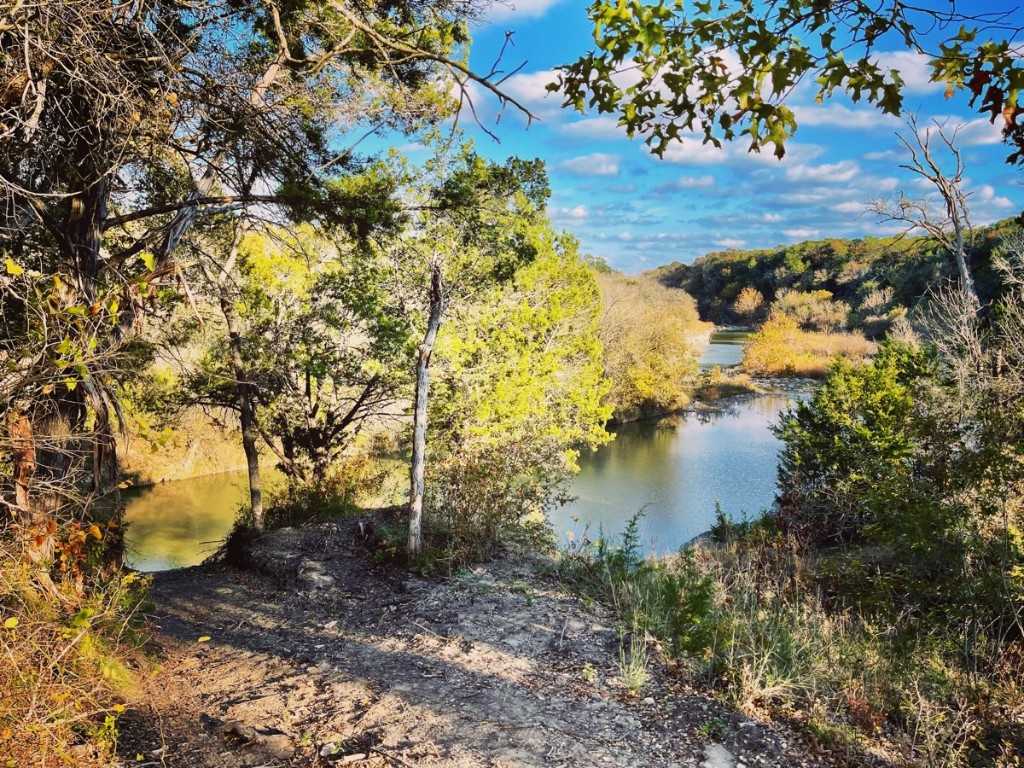 photo 2: 124 Sea Smoke Cove, Liberty Hill TX 78642