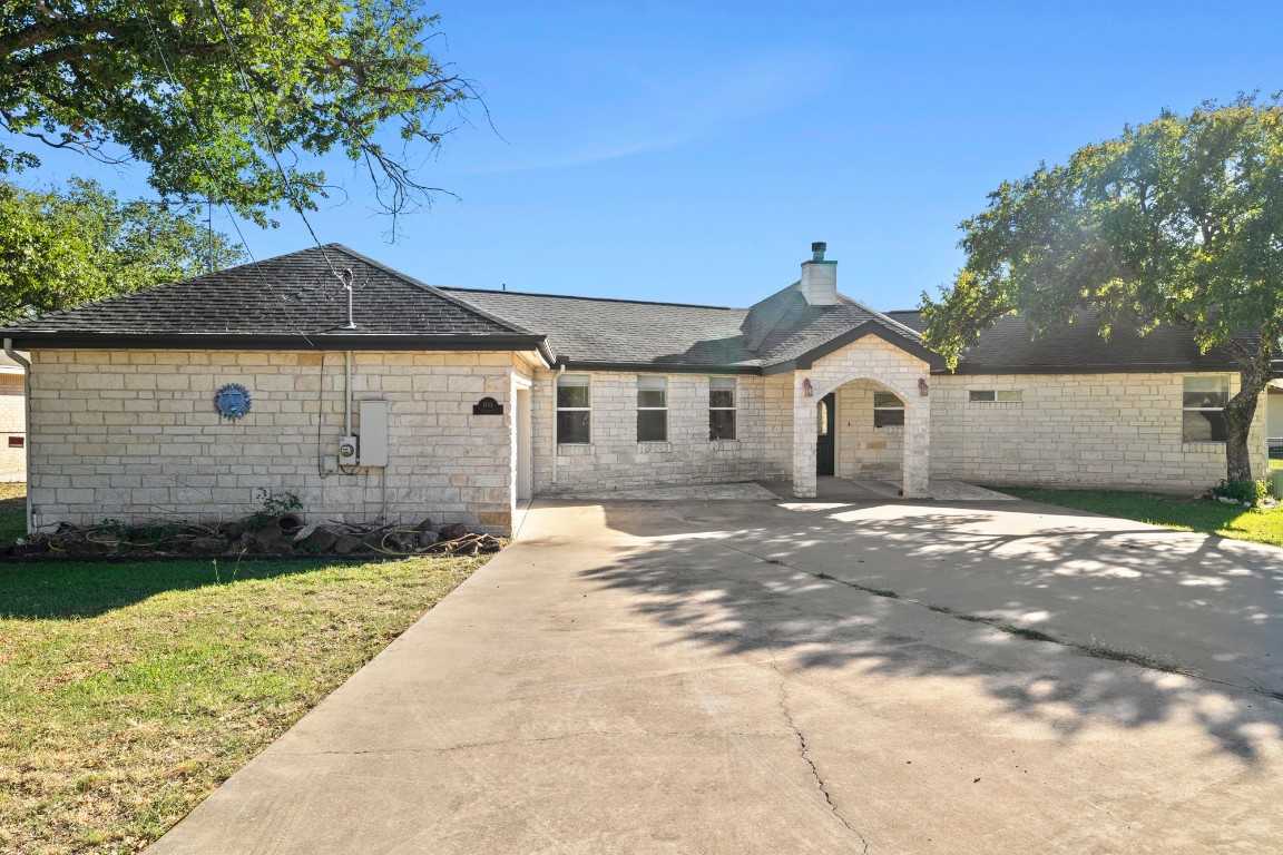 photo 3: 100 Agarita Drive, Burnet TX 78611