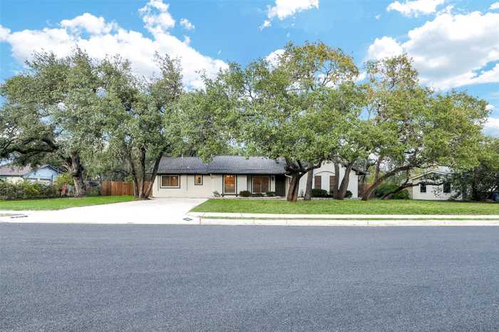 photo 1: 2204 Mimosa Drive, Austin TX 78745