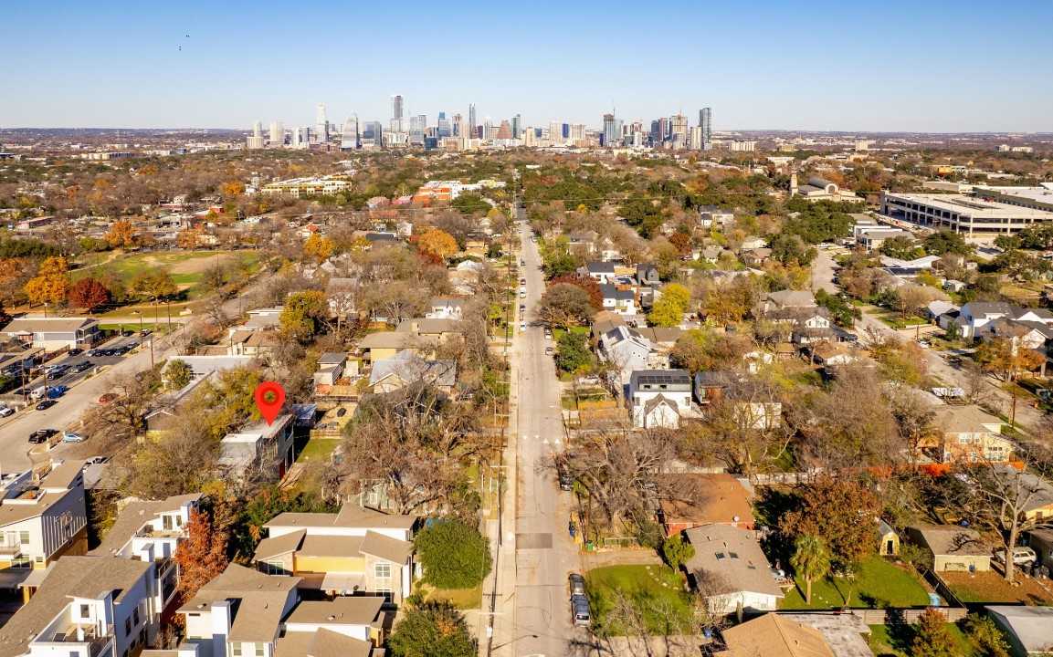 photo 2: 2514 Wilson Street, Austin TX 78704