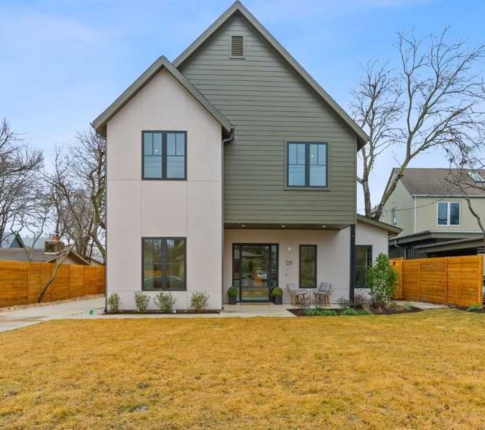 photo 2: 1211 Cullen Avenue, Austin TX 78757