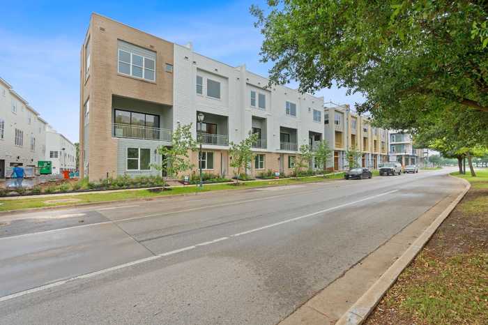 photo 2: 3812 Berkman Avenue, Austin TX 78723