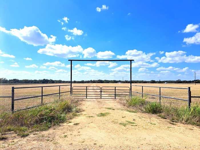 photo 11: 2838 County Road 201, Cameron TX 76520