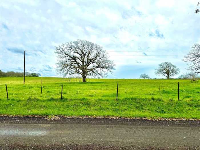 photo 1: 169 hall Road, Luling TX 78648