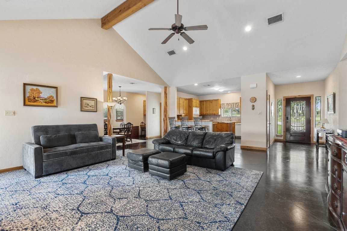 photo 2: 1020 Skyline Vista, Wimberley TX 78676