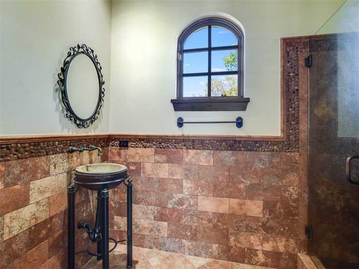 photo 38: 5905 Bold Ruler Way, Austin TX 78746