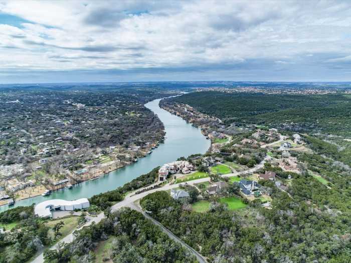 photo 20: 3350 Far View Drive, Austin TX 78730