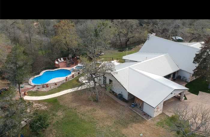 photo 2: 417 Akaloa Drive, Bastrop TX 78602