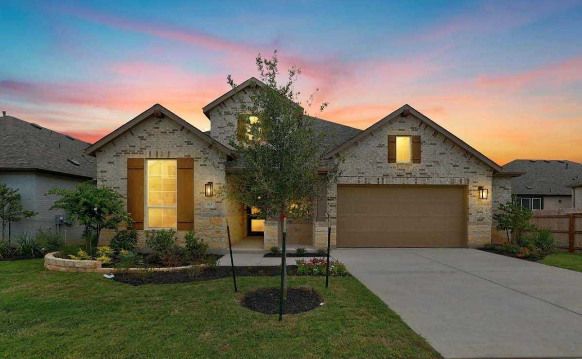 photo 1: 925 Willie Ranch Way, Leander TX 78641