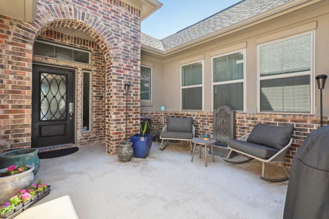 photo 3: 1612 Amarone Drive, Leander TX 78641