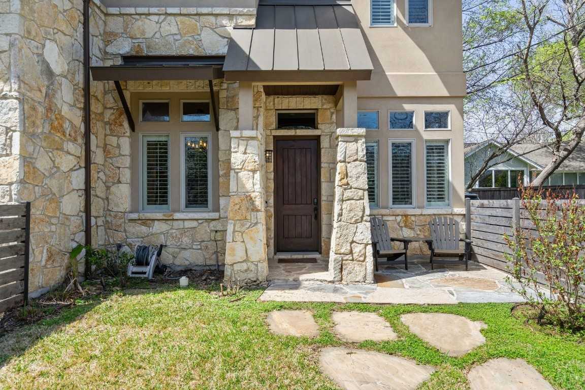 photo 2: 2002 Kinney Avenue Unit B, Austin TX 78704