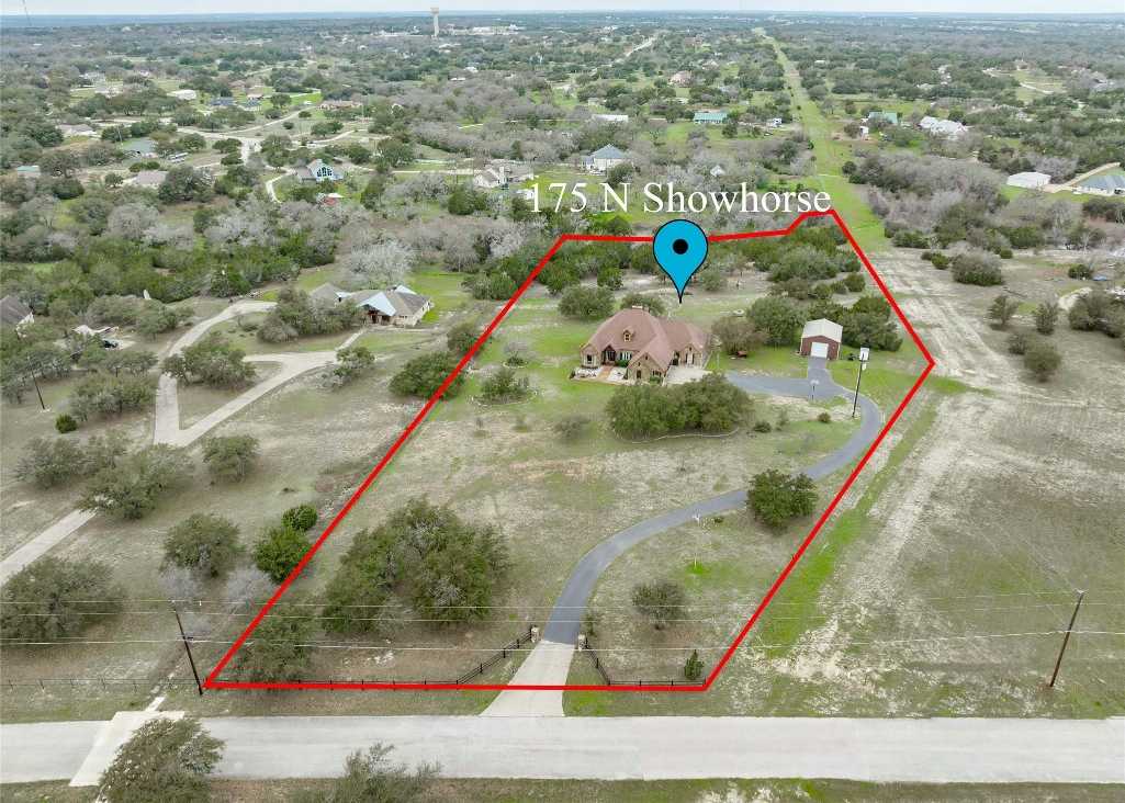 photo 3: 175 N Showhorse Drive, Liberty Hill TX 78642