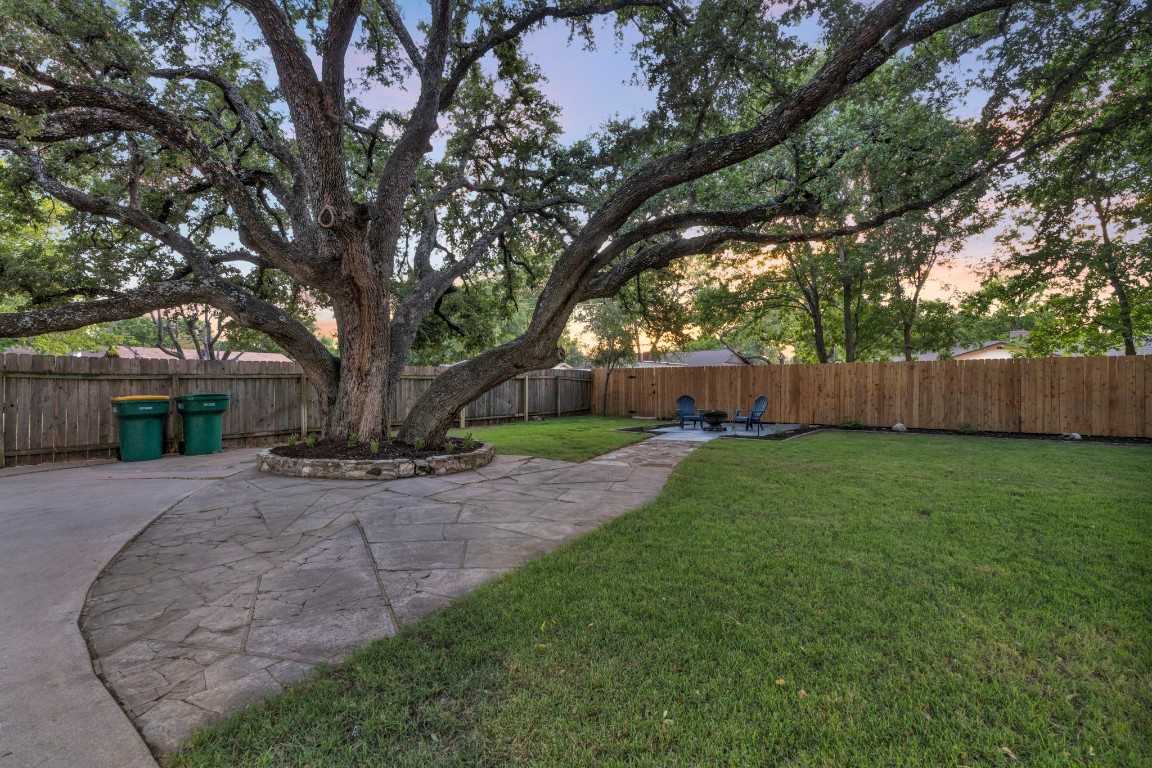 photo 2: 1502 Ocotilla Drive, Marble Falls TX 78654