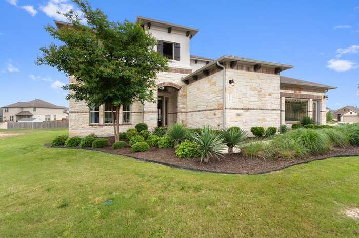 photo 1: 130 Groesbeck Lane, Leander TX 78641