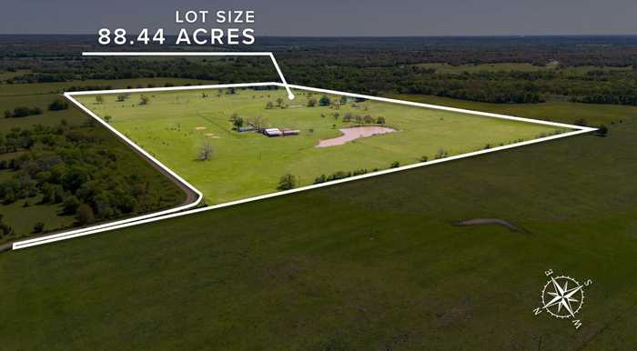 photo 1: 2530 County Road 412, Lexington TX 78947