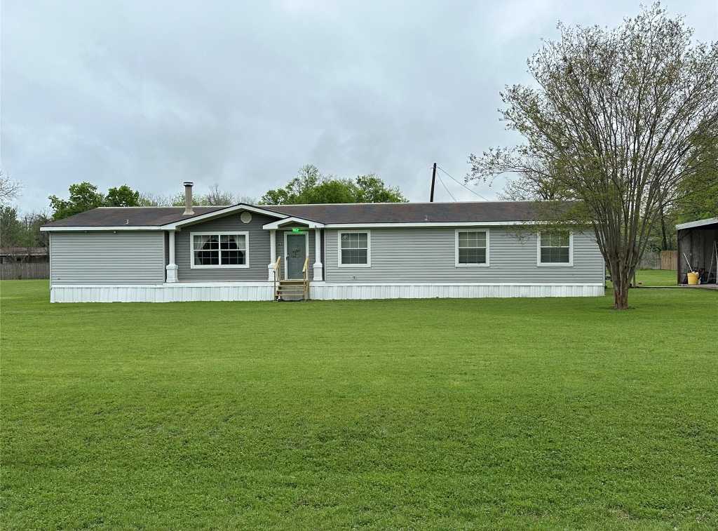 photo 3: 404 E Front Street, Thorndale TX 76577