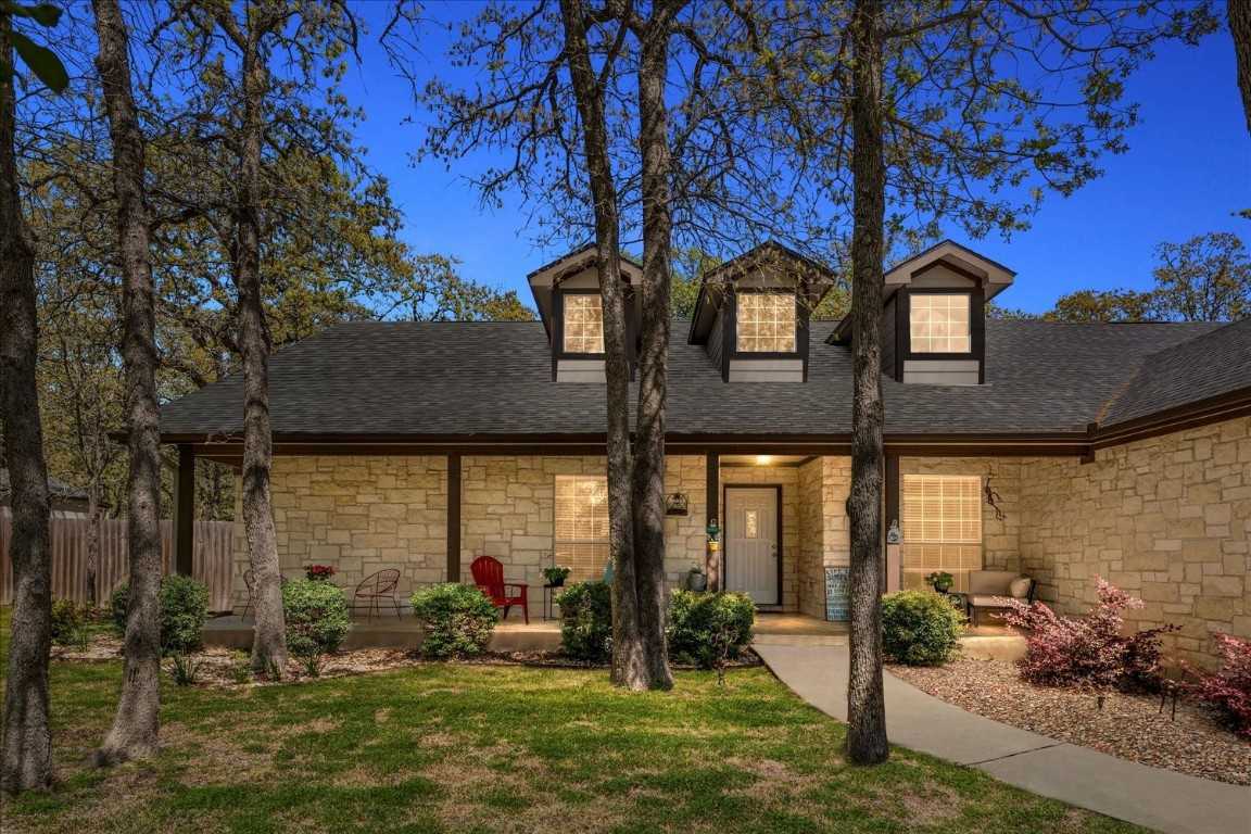 photo 3: 105 Juniper Trail, Elgin TX 78621