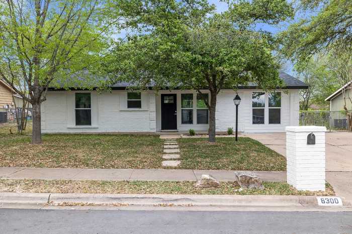 photo 2: 6300 Merriwood Drive, Austin TX 78745