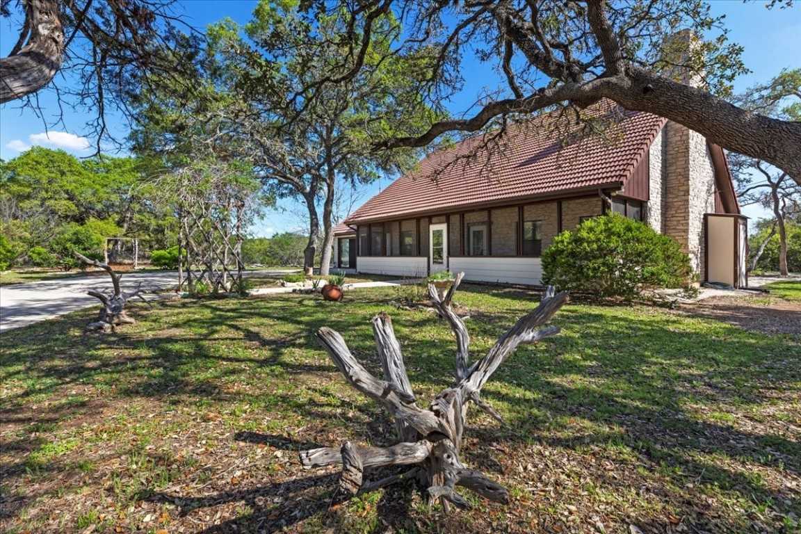 photo 3: 111 Circle Drive, Wimberley TX 78676