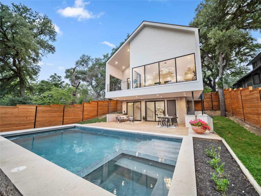 photo 2: 613 W Lynn Street, Austin TX 78703