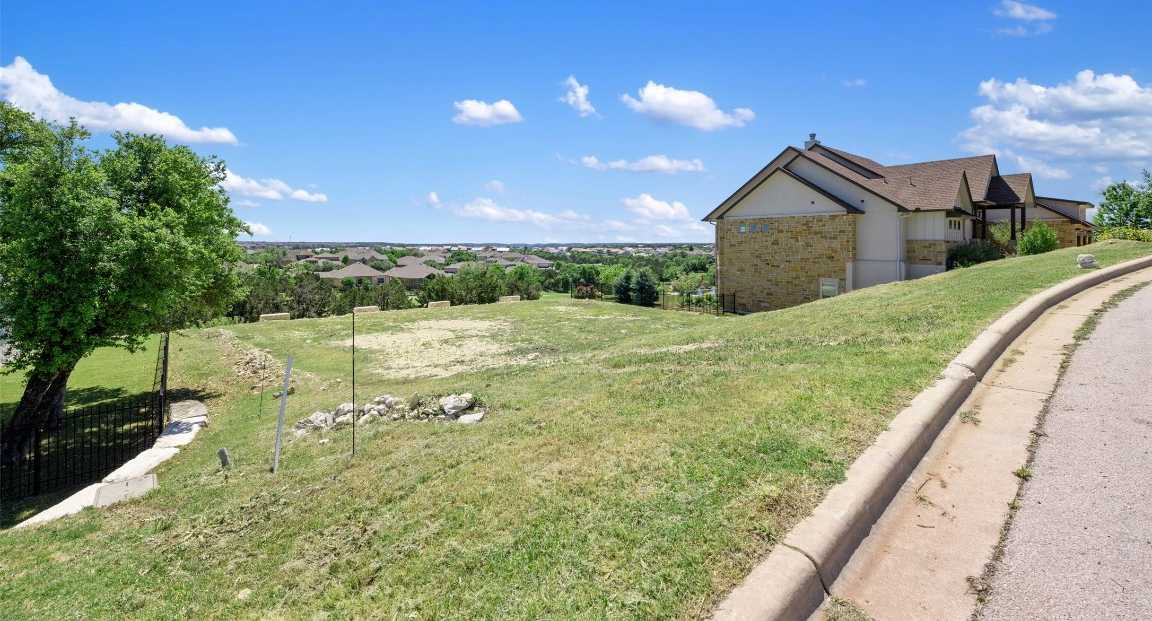 photo 3: 1705 Cantina Sky Drive, Leander TX 78641