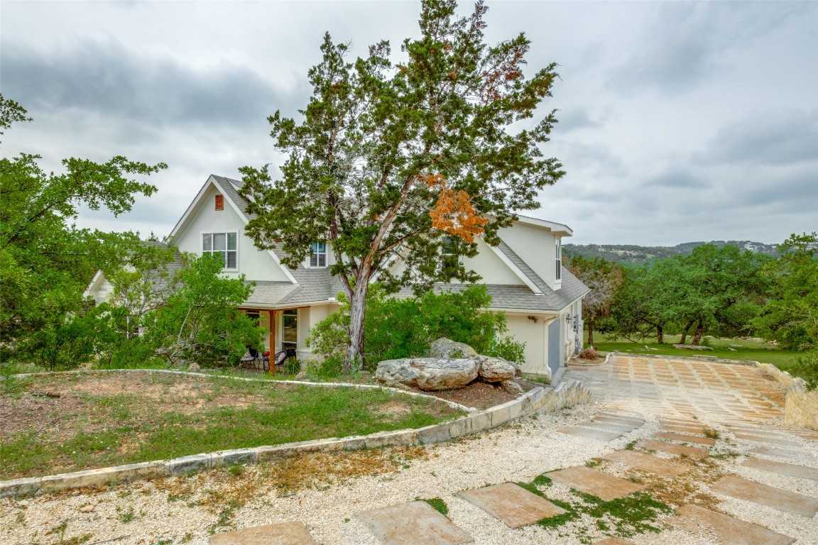 photo 2: 20501 Bee Hive Lane, Spicewood TX 78669