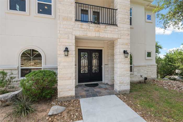 photo 2: 210 Bridget Drive, Marble Falls TX 78654