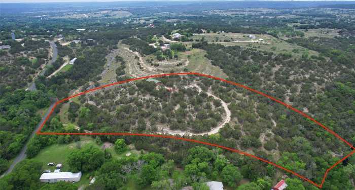 photo 2: 14203 Spreading Oaks Drive, Leander TX 78641