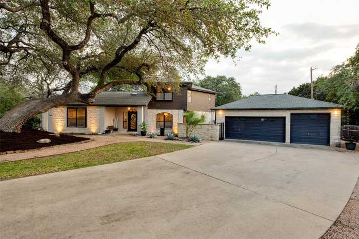 photo 2: 7315 Oak Shores Drive, Austin TX 78730