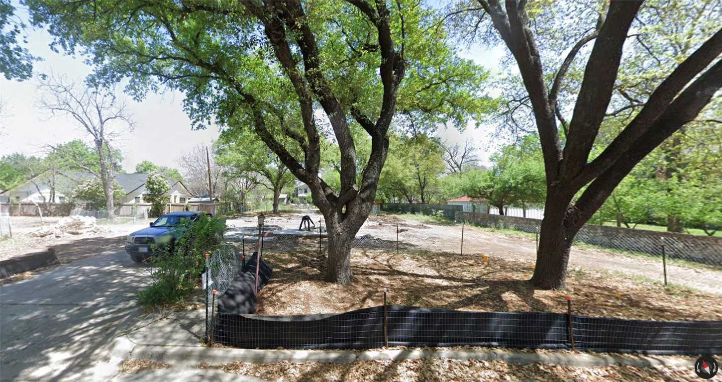 photo 1: 704 E 46th Street, Austin TX 78751