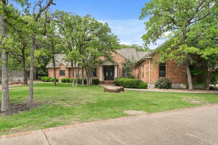 photo 2: 112 Oak Court, Bastrop TX 78602