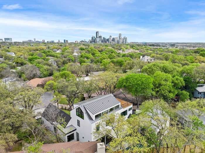 photo 40: 1102 Heritage Way, Austin TX 78703