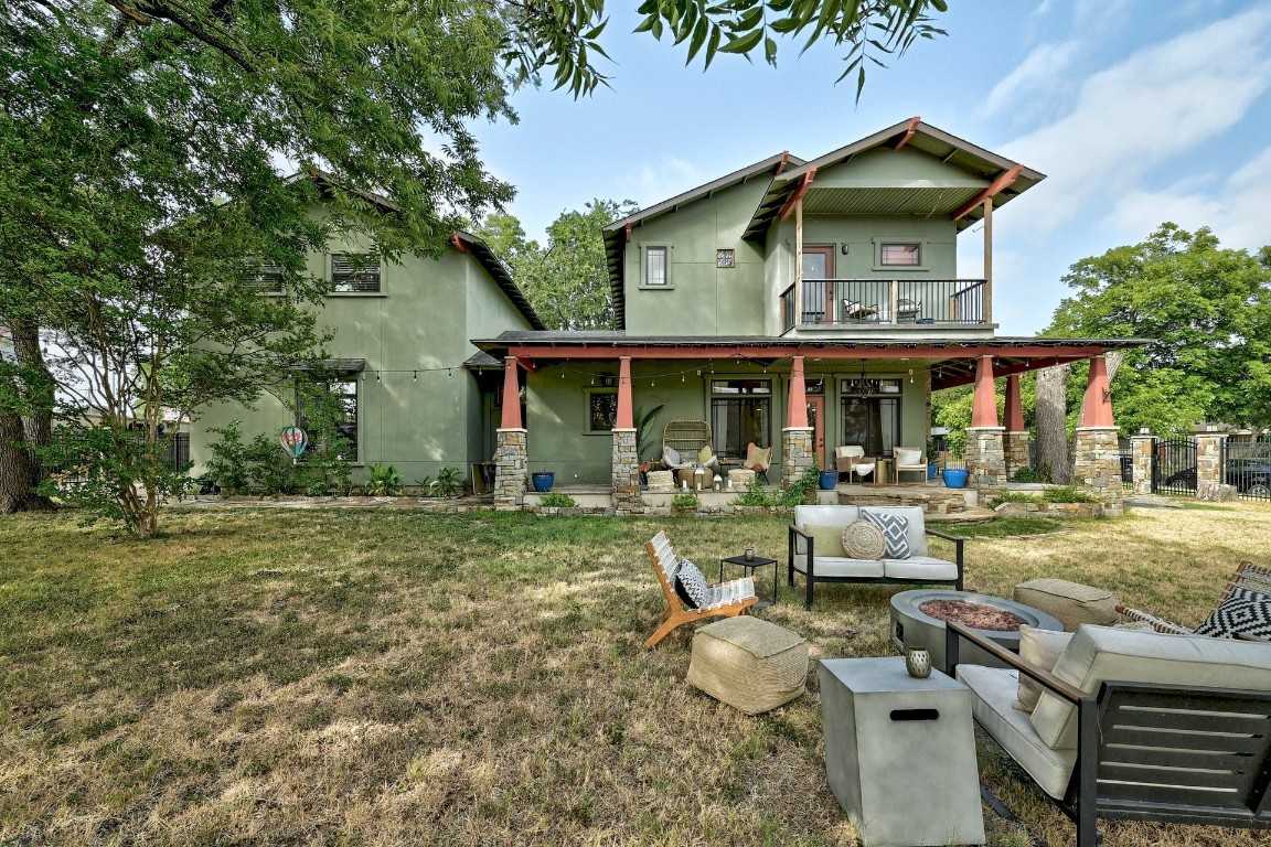 photo 2: 2203 Lindell Avenue, Austin TX 78704