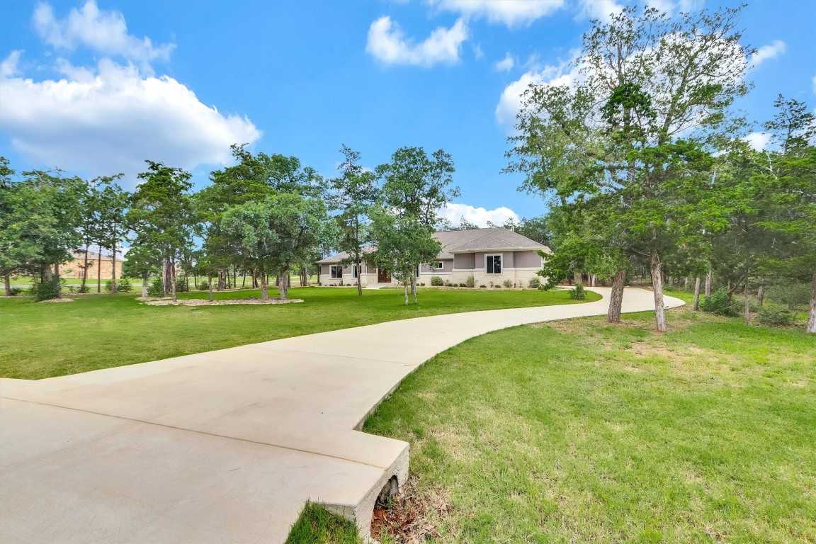 photo 3: 105 Spanish Trail, Bastrop TX 78602