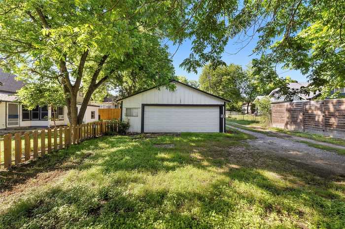 photo 39: 506 Porter Street, Taylor TX 76574