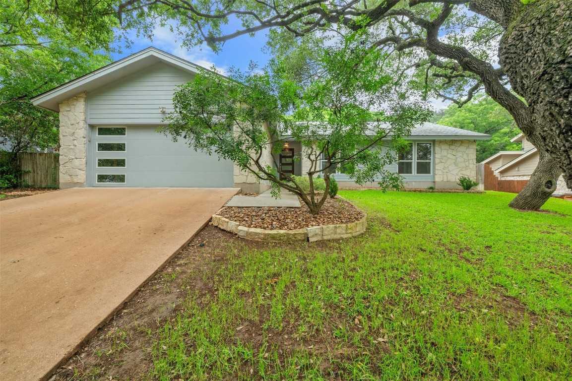 photo 1: 6210 Turtle Point Drive, Austin TX 78746