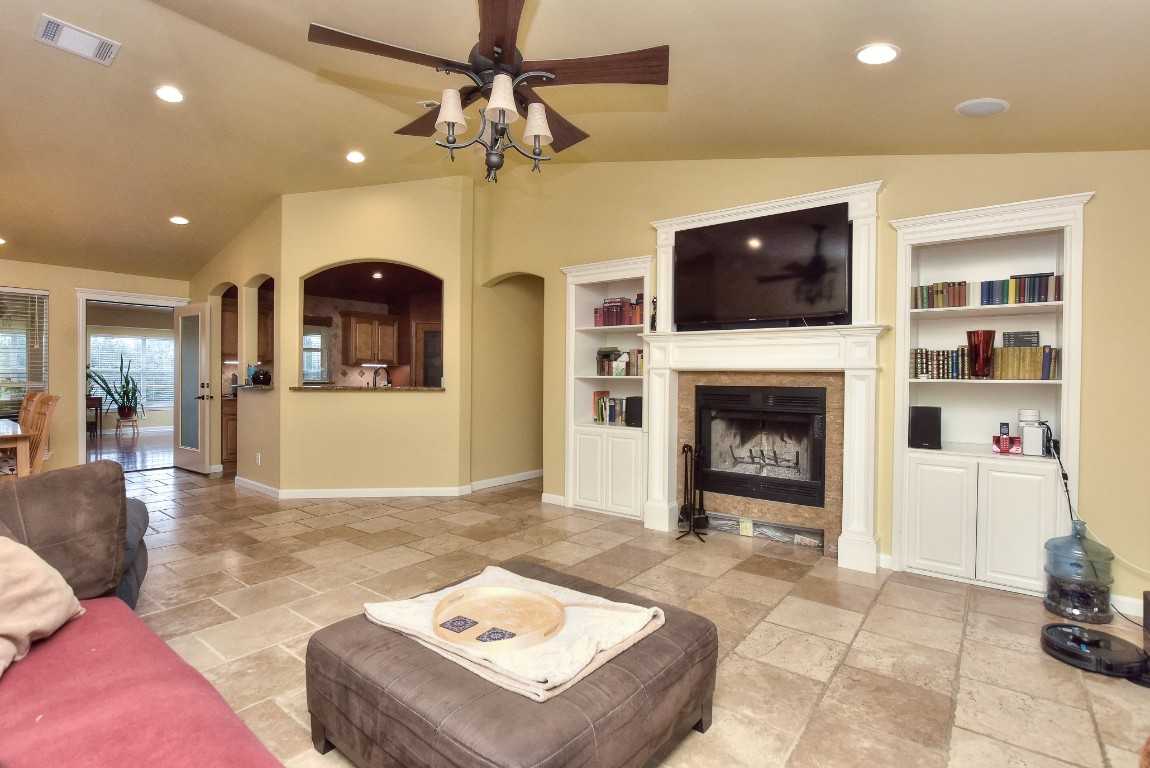 photo 3: 22313 Honeycomb Lane, Leander TX 78641