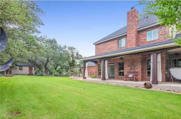 photo 1: 300 Copper Lane, Leander TX 78641