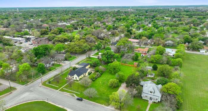 photo 2: Pecos Street, Lockhart TX 78644