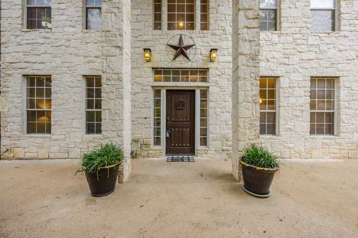 photo 2: 10800 Beach Road, Leander TX 78641