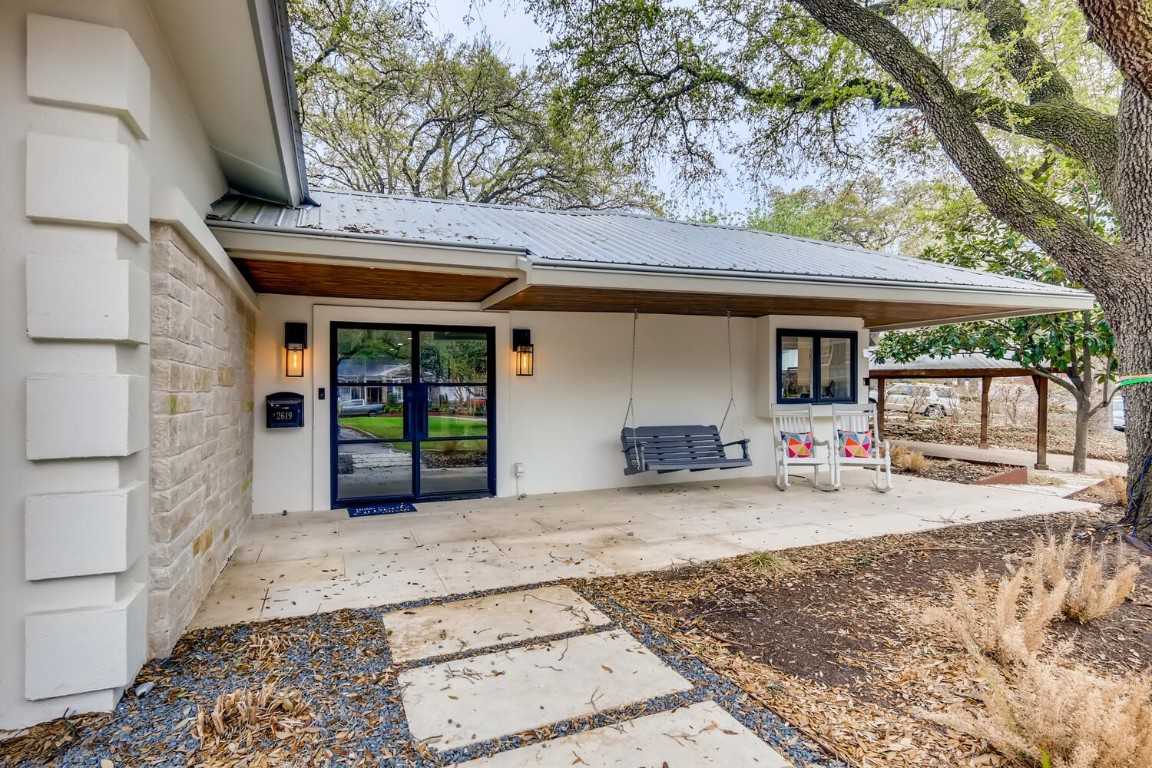 photo 3: 2619 SPRING Lane, Austin TX 78703