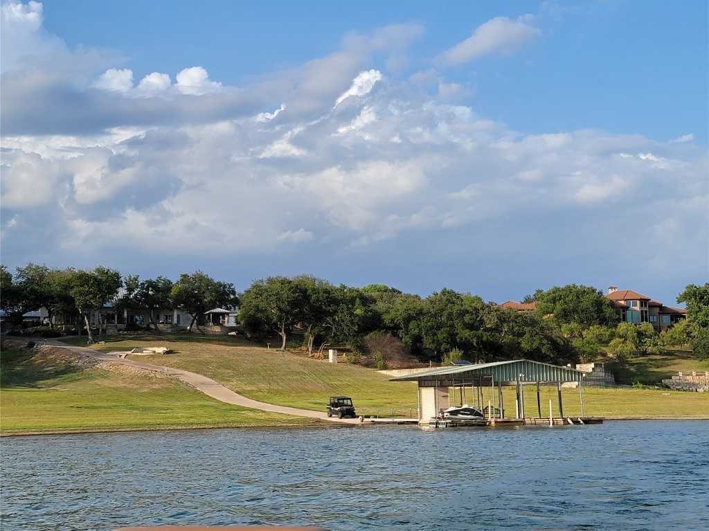 photo 3: 25507 S Peninsular Drive, Marble Falls TX 78654